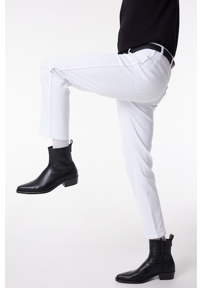 Wrangler Texas Slim Fit Dar Kesim Normal Bel Dar Paça Esnek Beyaz Erkek Pantolon W12S004100 Beyaz Wrangler Texas Slim Fit Dar Kesim Normal Bel Dar Paça Esnek Beyaz Erkek Pantolon W12S004100 Beyaz