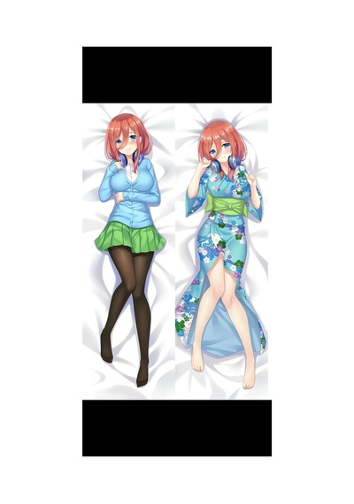 Nakano Miku Desenli Çift Yön Baskılı Sarılma Yastığı Kılıfı Çok Renkli