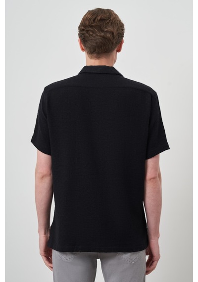 Morven Erkek Siyah Trend Keten Regular Fit Apaş Yaka Kısa Kol Gömlek 25ys004012001 Siyah Siyah Morven Erkek Siyah Trend Keten Regular Fit Apaş Yaka Kısa Kol Gömlek 25ys004012001 Siyah Siyah