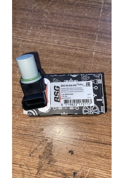 M611 646 640 668 647 642 628 Eksantrik Devir Sensör Bsg60840050 A0051531328 A0031539728