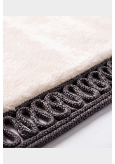 Merplush Mihraplı Peluş Seccade 75x130 Cm Süet Taban Yıkanabilir Yumuşak Namaz Halısı Krem - Füme