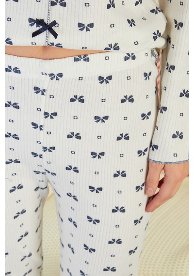 Fullamoda Fiyonk Desenli V Yaka Pijama Takımı Lacivert