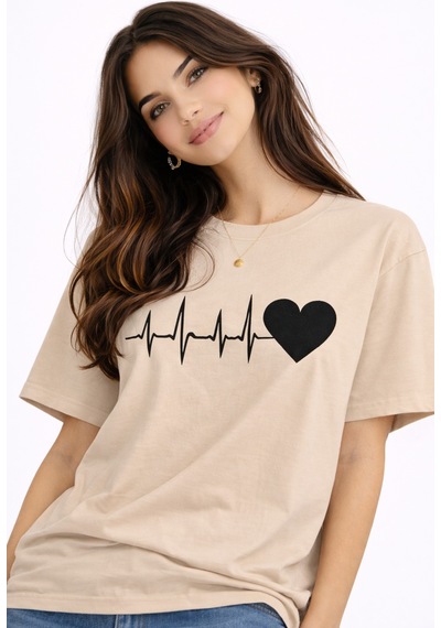 Nevermınd Sevgili Kombini Kalp Ritmi Baskılı Çift Tişört Oversize Unisex Partner Kombin Çift Seti Bej Bej Nevermınd Sevgili Kombini Kalp Ritmi Baskılı Çift Tişört Oversize Unisex Partner Kombin Çift Seti Bej Bej