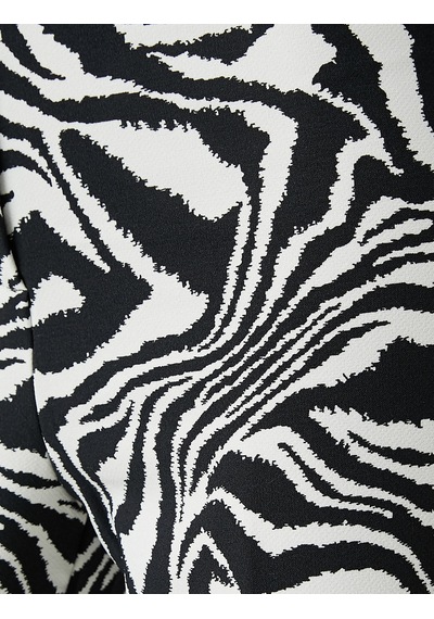 Koton Zebra Desenli Pantolon Dar Kesim Ekru Desenli 2sak40334pw