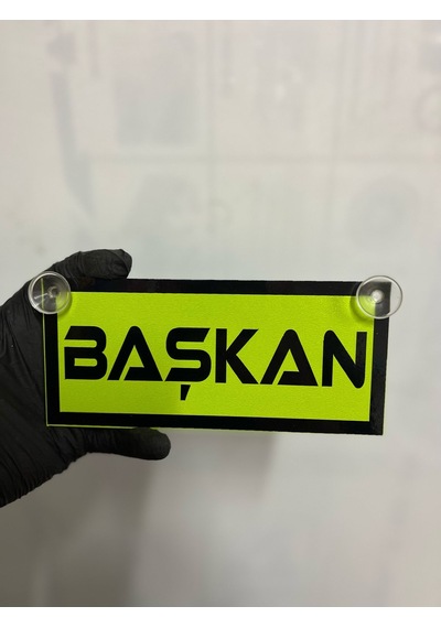 Yeşil Renk Üzeri Siyah Renk Başkan Yazılı Vantuzlu Cam Süsü