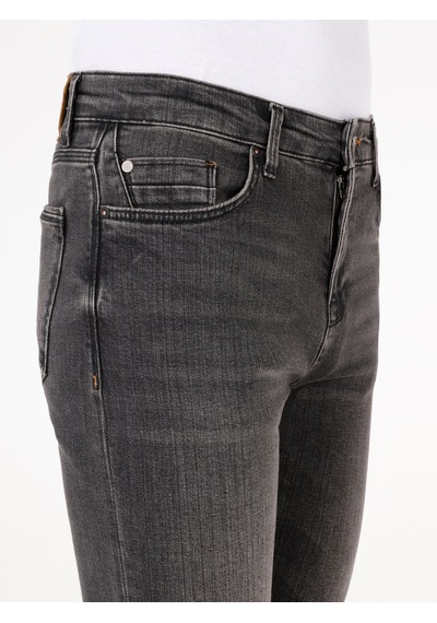 Colin's Colins 041 Danny Dar Kesim Düşük Bel Dar Paça Siyah Erkek Pantolon Cl1070534 Denim Colin's Colins 041 Danny Dar Kesim Düşük Bel Dar Paça Siyah Erkek Pantolon Cl1070534 Denim