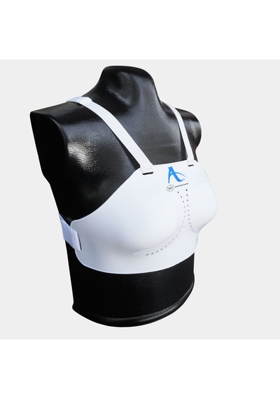 Arawaza Wkf Onaylı Kadın Plastik Göğüs Koruyucu Beyaz