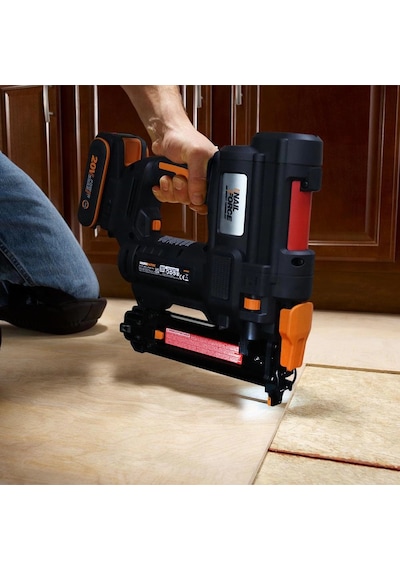 Worx Wx844.9 20volt 16-40mm Profesyonel Şarjlı Zımba Makinesi + 2700 Adet Yedek Zımba Akü Dahil Değ