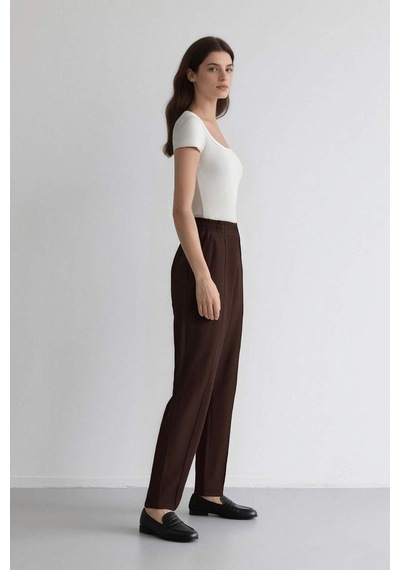 Defacto Jogger Pantolon Lastikli Bel Bağcıklı Basic Düz Paça D2573AX24AUBN130 Kahve Defacto Jogger Pantolon Lastikli Bel Bağcıklı Basic Düz Paça D2573AX24AUBN130 Kahve