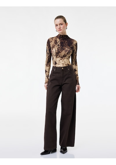 Koton Koton X Şahika Ercümen - Slim Fit Uzun Kollu Dik Yaka Leopar Desenli Tişört Kahverengi Desenli 6wak50427ek Kahverengi Desenli Koton Koton X Şahika Ercümen - Slim Fit Uzun Kollu Dik Yaka Leopar Desenli Tişört Kahverengi Desenli 6wak50427ek Kahverengi Desenli