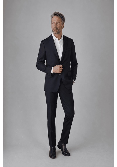 Bisse Lacivert Polyester Yün Mono Yaka Çift Yırtmaçlı Drop Takım Elbise Tk24k24215 D39 Bisse Lacivert Polyester Yün Mono Yaka Çift Yırtmaçlı Drop Takım Elbise Tk24k24215 D39