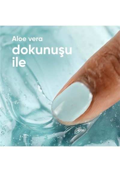 Gillette Venus Bikini Bölgesine Özel Cilt Koruma Bariyerli Kadın Tıraş Başlığı 3'lü Paket Hassas