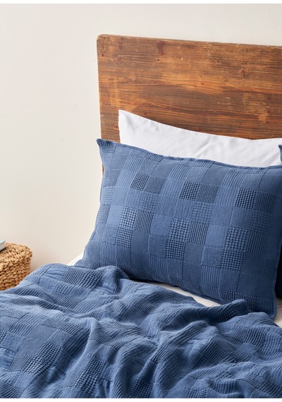 Bella Maison Block Pamuklu Jakarlı Çift Kişilik Yatak Örtüsü Lacivert 240x260 Cm Lacivert