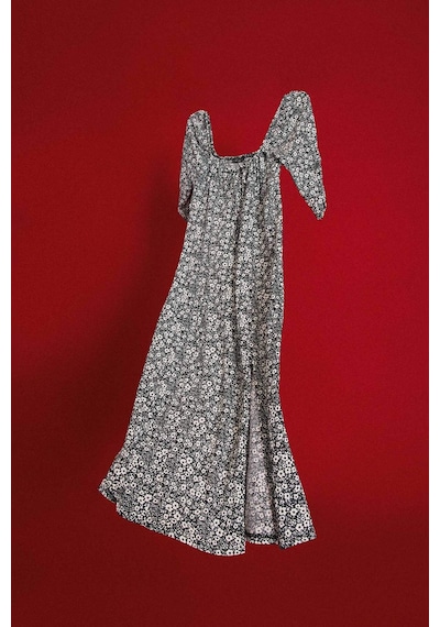DeFacto Bodycon Vücudu Saran Kare Yaka Çiçek Desenli Bürümcük Yarım Kol Midi Elbise Z5262AZ25SPBK81