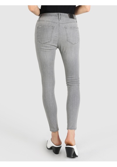 Colin's 759 Lara Süper Slim Fit Normal Bel Dar Paça Kadın Pantolon CL1064310_Q1.V1_DN07871