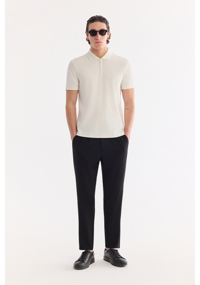 Avva Erkek Ekru Kıvrılmaz Polo Yaka Fermuarlı %100 Pamuk Regular Fit T-shirt A61y1038