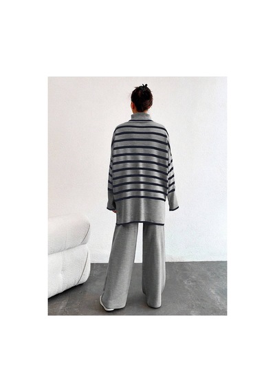 Herkesemoda Kadın Gri Balıkçı Yaka Oversize Triko Takım Gri