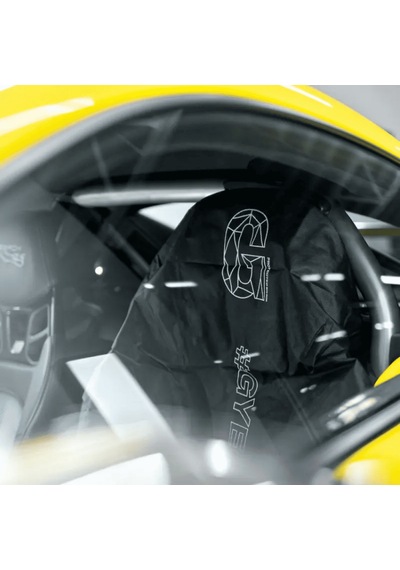 Gyeon Q²m Seat Cover Araç Ön Koltuk Koruyucu Kılıf Siyah- 1 Adet