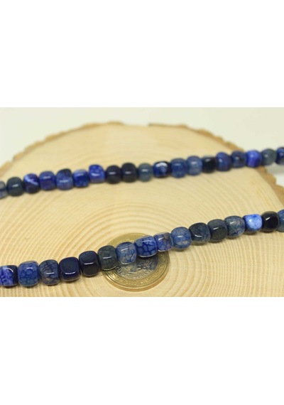 Akik Taşı Küp Şekilli 7-8mm Aralığı/5 Adet (24220-1) Altın