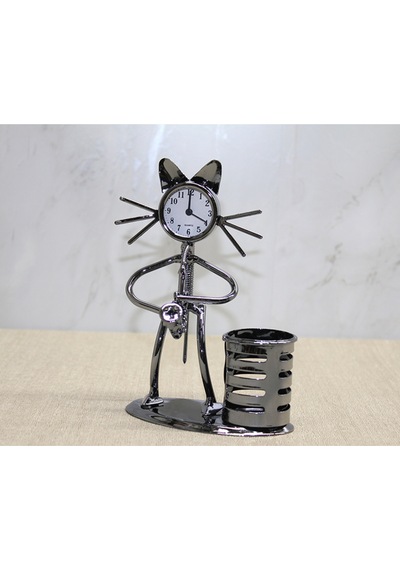 Metal Saksafon Çalan Müzisyen Kedi Saat Ve Kalemlik Metalik