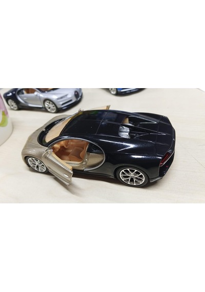 Oyuncak Metal Model Araba 1/36 Çek Bırak Bugatti Chiron Gold