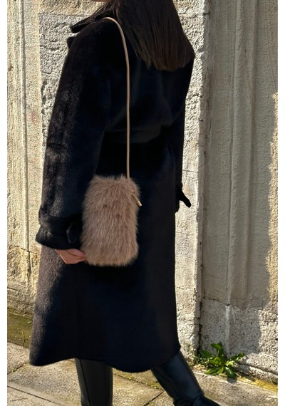 Mollycrush Kadın Askılı Peluş Bej Çanta Kürk Postacı Model Bej