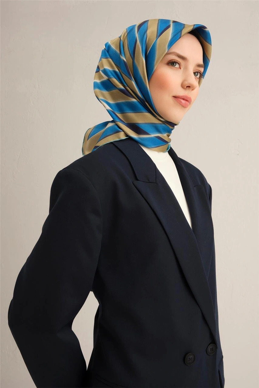 Armine Geometrik Desenli Saf İpek Sura Eşarp 9325d 52 Mavi