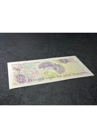 Kraliçe Elisabet Iı Yeni Zelenda 2 Dolar P 170b Seri End No 962118 Unc Çil