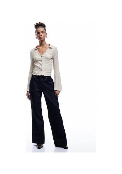 Koton Bürümcük Kumaş Klasik Yaka Slim Fit Düğmeli İspanyol Uzun Kollu Tişört Bej 6wal10085ık Ekru Koton Bürümcük Kumaş Klasik Yaka Slim Fit Düğmeli İspanyol Uzun Kollu Tişört Bej 6wal10085ık Ekru