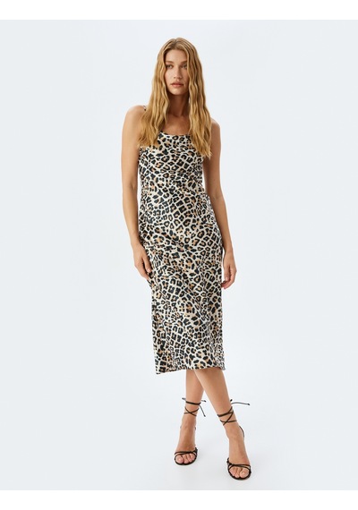 Koton Degaje Yaka Saten Leopar İp Askılı Midi Slip Elbise Bej Desenli 5sak80002fw Ekru Desenli Ekru Koton Degaje Yaka Saten Leopar İp Askılı Midi Slip Elbise Bej Desenli 5sak80002fw Ekru Desenli Ekru