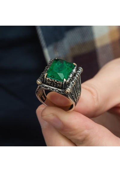 Kare Yeşil Paraiba Taşlı 925 Gümüş Erkek Yüzük Beyaz