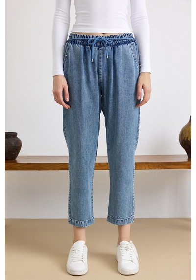 Olcay Bağcık Detaylı Beli Lastikli Soft Denim Pantolon Mavi 7586