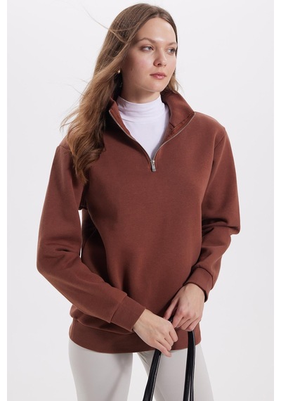 Tudors Kadın Relax Fit Rahat Kesim Pamuklu İçi Polarlı Yarım Fermuarlı Kahverengi Dik Yaka Sweatshirt-42194 Kahverengi1