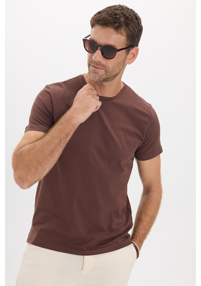 Tudors Erkek Slim Fit Dar Kesim Pamuklu Yumuşak Doku Esnek Kumaş Basic Kahverengi Bisiklet Yaka Tişört-52096 Tudors Erkek Slim Fit Dar Kesim Pamuklu Yumuşak Doku Esnek Kumaş Basic Kahverengi Bisiklet Yaka Tişört-52096