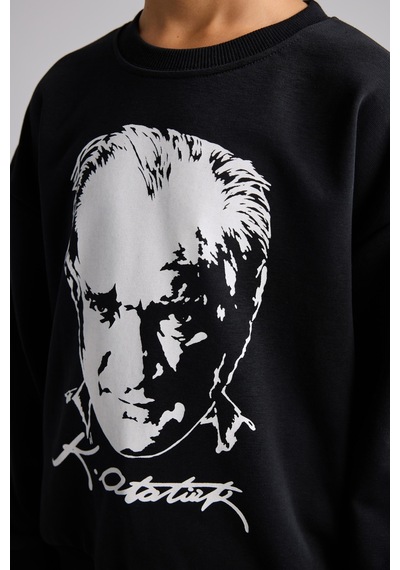 Defacto Atatürk Baskılı Bisiklet Yaka Sweatshirt Erkek Çocuk I6566a826wnbk81 Siyah-bk81