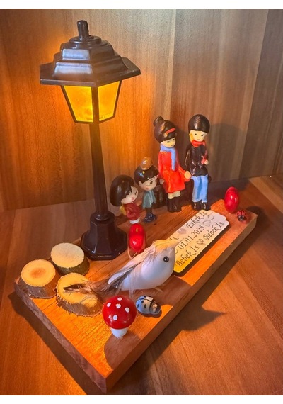 Kişiye Özel Aile Biblosu Işıklı Gece Lambası Sevgili Ve Çocuklu İsimli Hediyelik Evlilik Yıl Dönüm Hediyesi