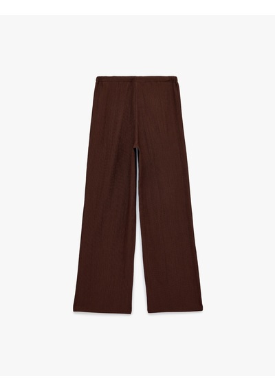 Koton Normal Bel Cepli Bağcıklı Geniş Paça Pantolon Kahverengi 6sal40130ık Kahve Koton Normal Bel Cepli Bağcıklı Geniş Paça Pantolon Kahverengi 6sal40130ık Kahve