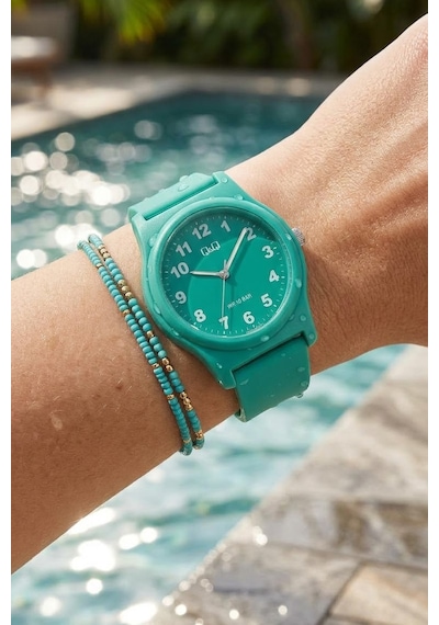 Q&q Qcg2221 Jade Green Rakamlı Silikon Kordonlu 38 Mm Su Geçirmez Unisex Kol Saati Yeşil