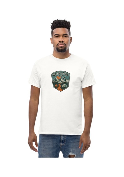 Wildstyle Uzaklara Git Renkli Vintage Dağ Doğa Macera Rozet Baskılı Unisex Bisiklet Yaka Pamuklu Tişört Beyaz