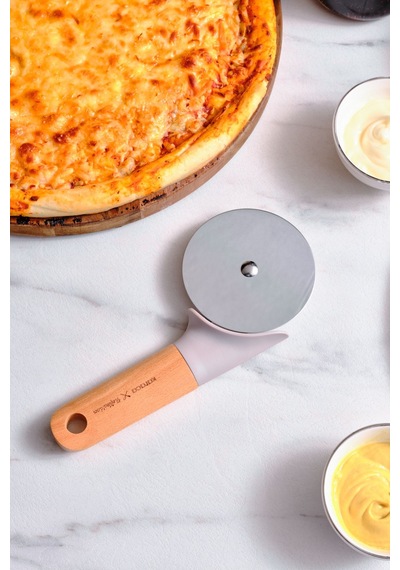 Karaca x Refika Gadgets Ahşap Saplı Pizza Dilimleyici