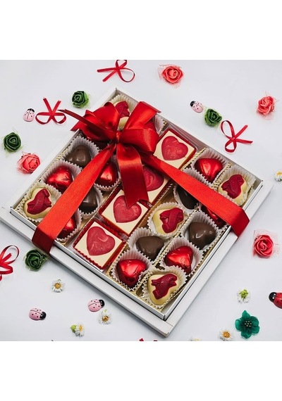 Nin Chocolate Sevgiliye Yaldızlı ve Figür Çikolata 24'lü