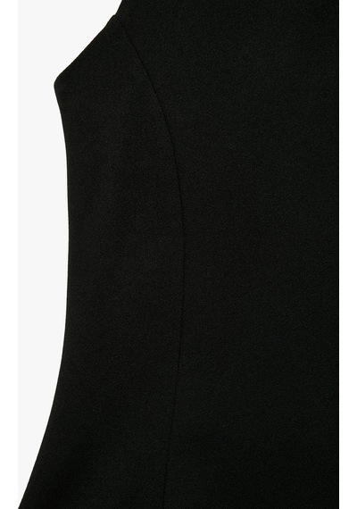 Koton Slim Fit Bel Vurgulu Halter Yaka Kolsuz Peplum Bluz Siyah 6sal30289ık