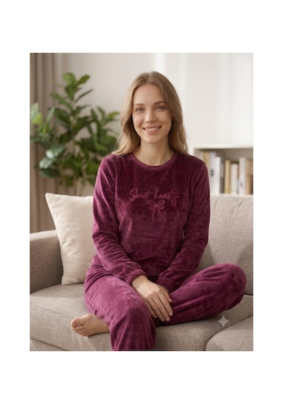 Kadın Uzun Kollu Manşetli Likralı Soft Kadife Pijama Takımı Bordo