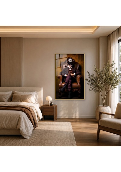 Koltukta Saat Başlıklı Adam Gold Çerçeveli Cam Tablo
