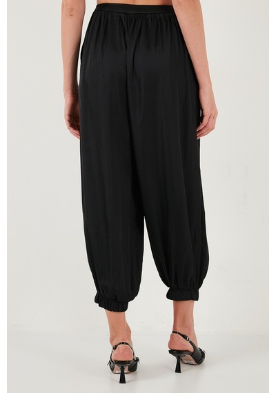 Lela Comfort Fit Yüksek Bel Lastikli Paça Saten Bayan Pantolon 68351217 Siyah
