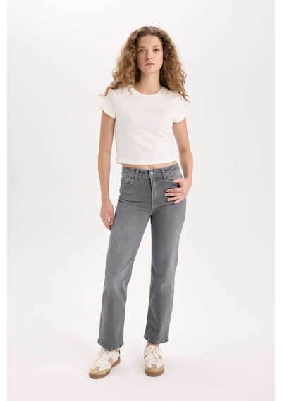 DeFacto Comfort Straight Yüksek Bel Bilek Boy Jean Yıkamalı Pantolon E3413AXNSNM36