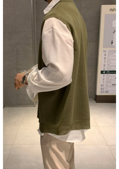 Erkek V Yaka Oversize Süveter Haki