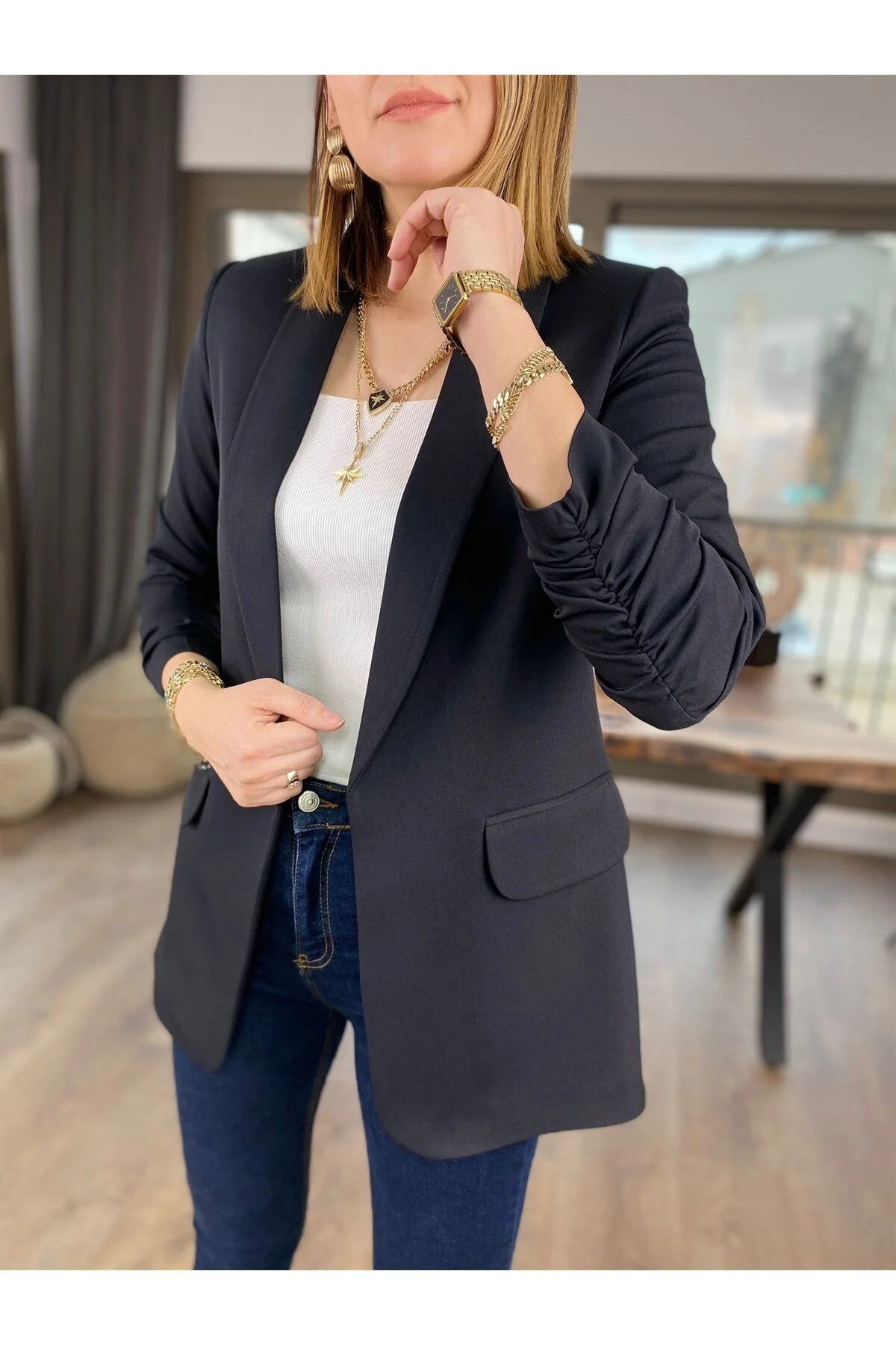 Eymenn Butik Kadın Siyah Kol Büzgülü Blazer Ceket