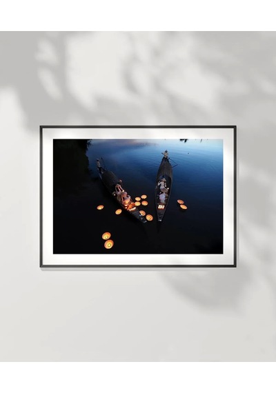 Çerçevesiz Poster Geceye Bırakılan Işıklar