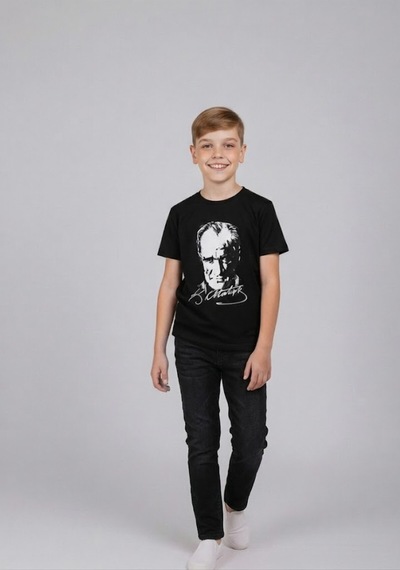 Nacar Store Erkek Çocuk Siyah Atatürk Baskılı T-shirt Ve Siyah Keten Pantolon Takım 23nisan 29ekim Özel Günler Siyah-siyah